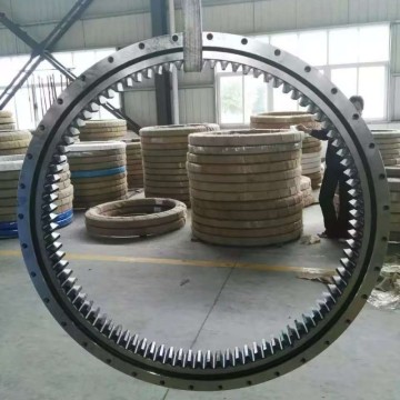 JCB Excavator JS240 Slewing bearing 916/10029