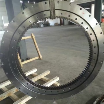 Doosan Excavator S420LC-V Slewing Ring 109-00161